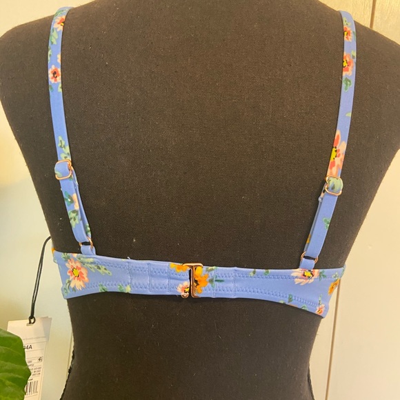 Super Cute Under Wire Bikini Top | Light Purple - Picture 7 of 9